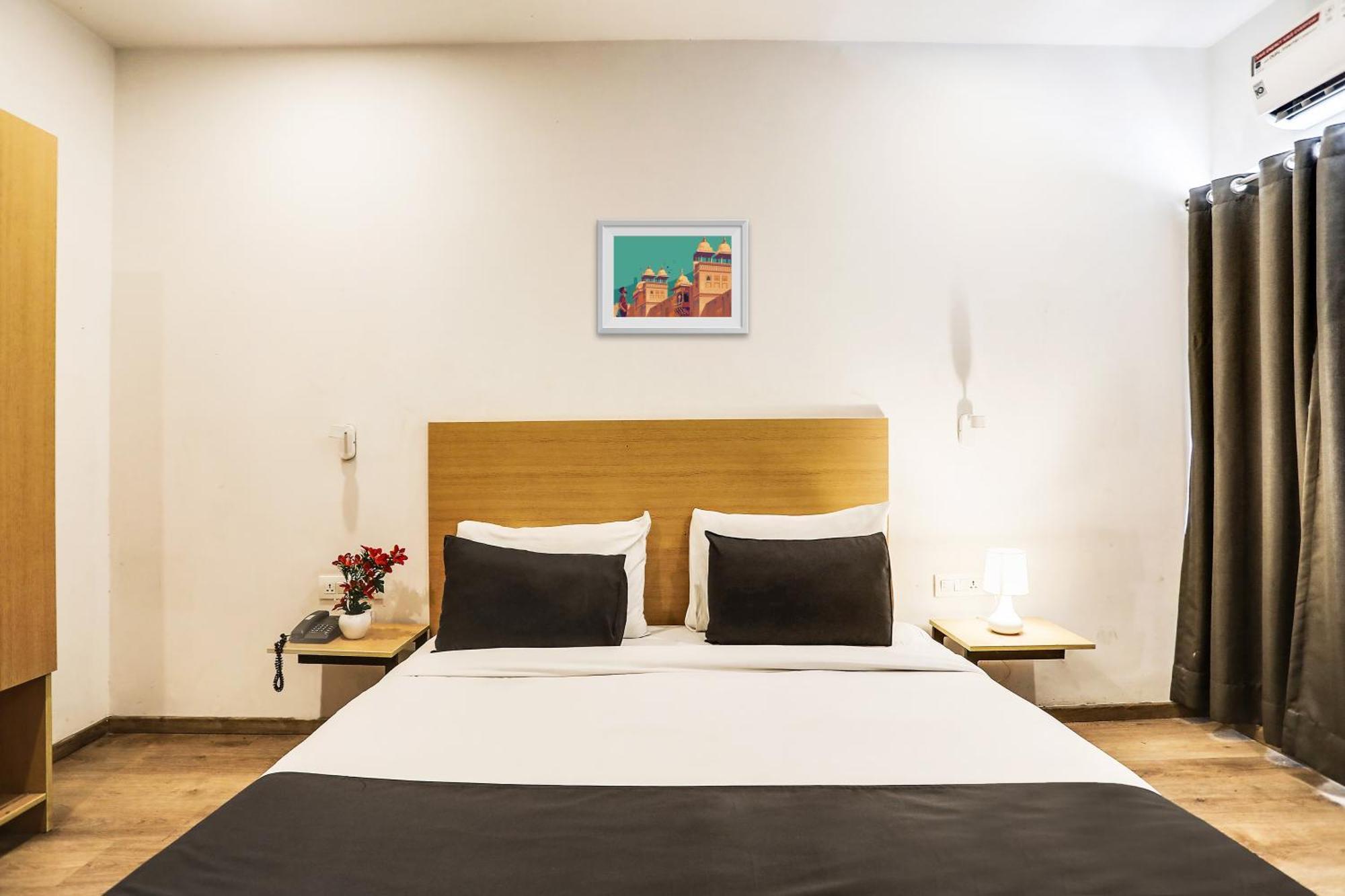 Townhouse Rajdhani Residency Sururnagar Exterior photo